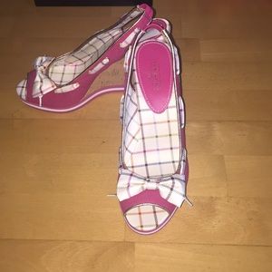 Coach Twirling 4 1/2 inch platform shoes size 10B